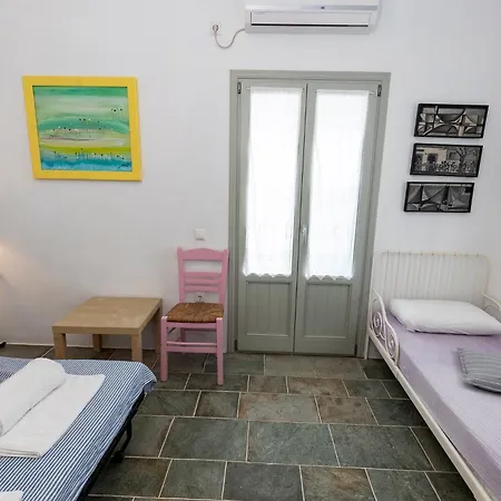 Maison A La *